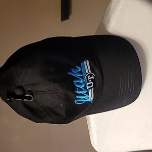 Black adjustable cap with logo